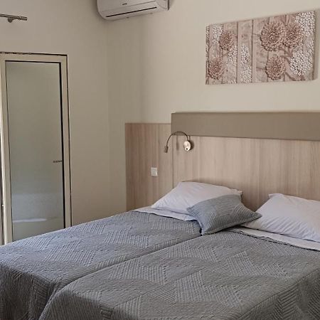 Villa Eleni 라이아페이즈 외부 사진